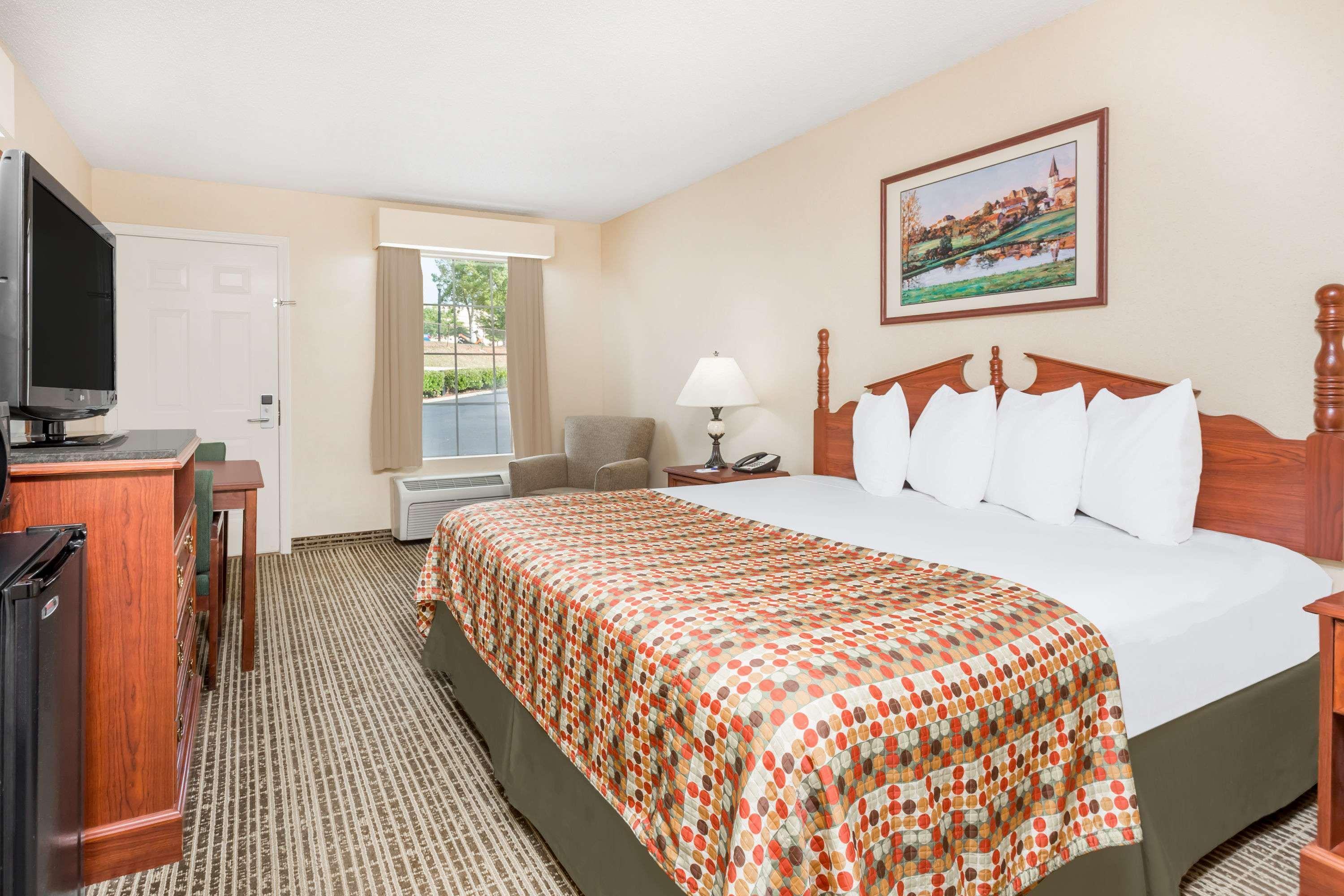 Baymont By Wyndham Anderson Clemson Hotel Ngoại thất bức ảnh