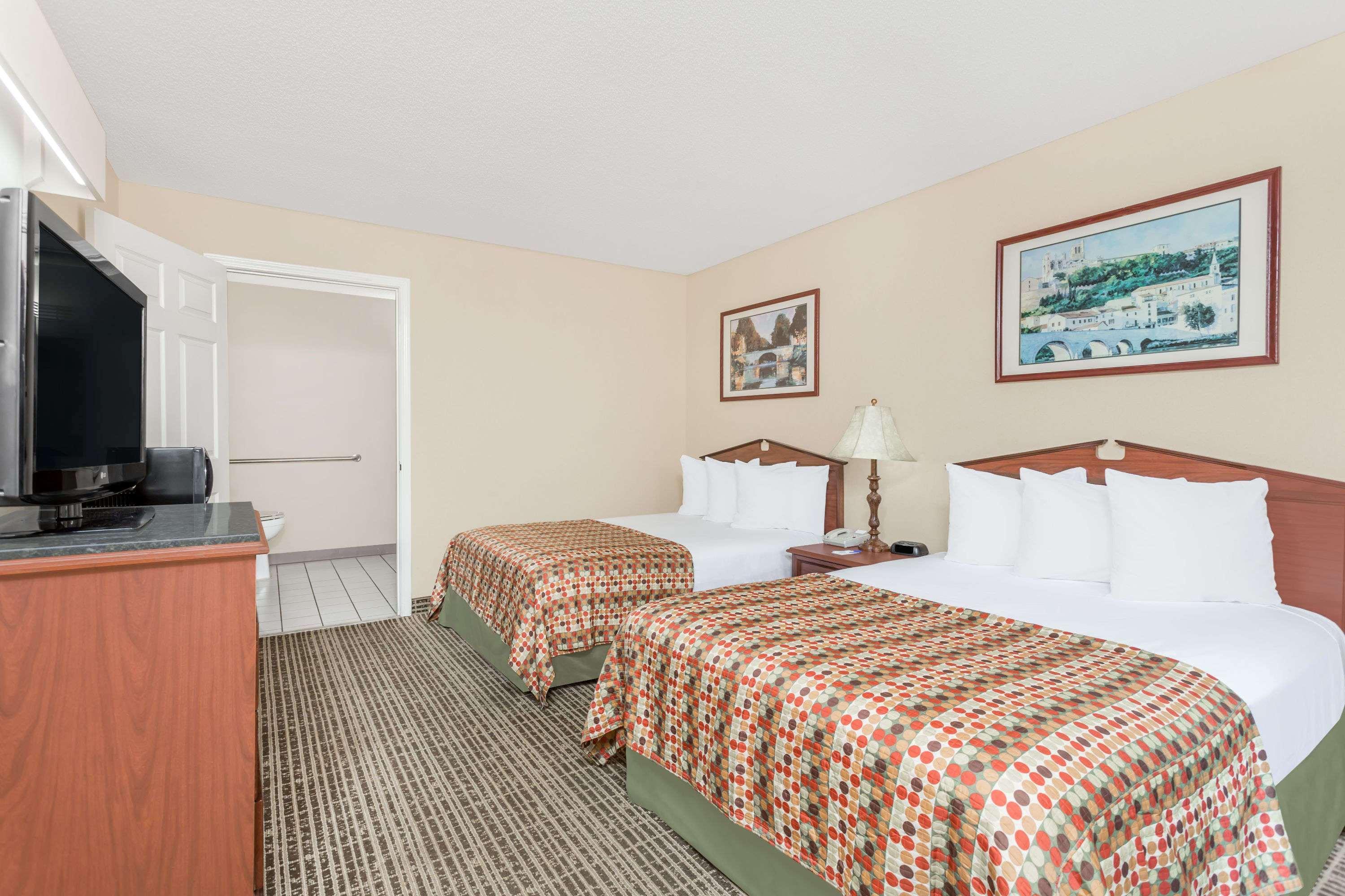 Baymont By Wyndham Anderson Clemson Hotel Ngoại thất bức ảnh